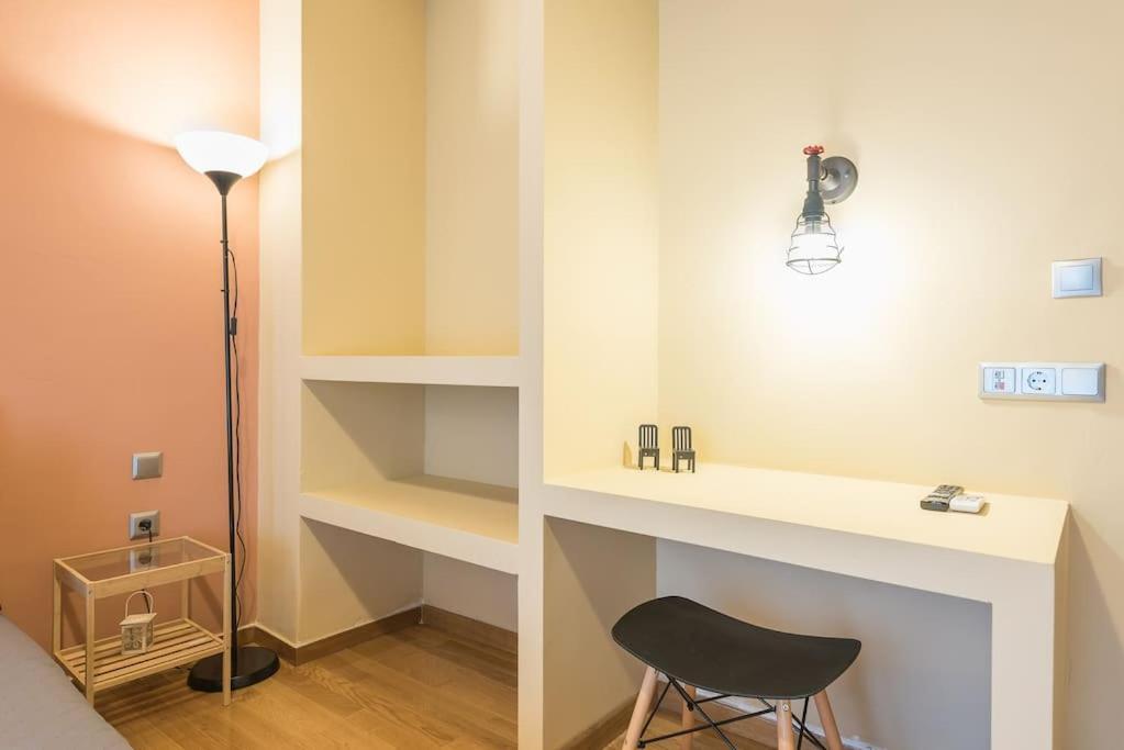 Rest Sleep Repeat By Museum-2 Apartment Athens